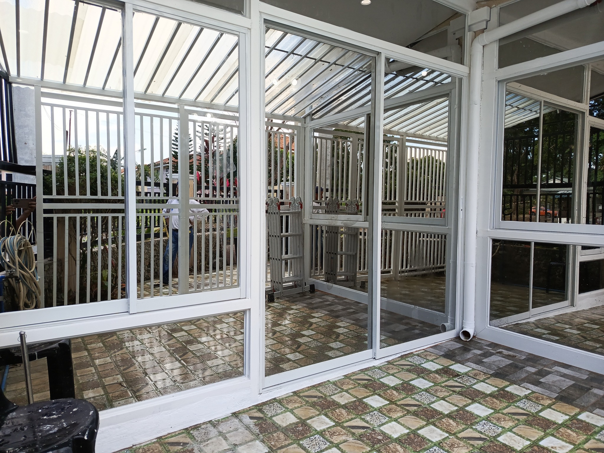 Extension, Renovation, & Metalwork Installation on Sherwood Hills Riva Bella Enclave Photo